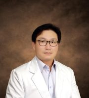 Dr YoungJoon Ahn 300x333