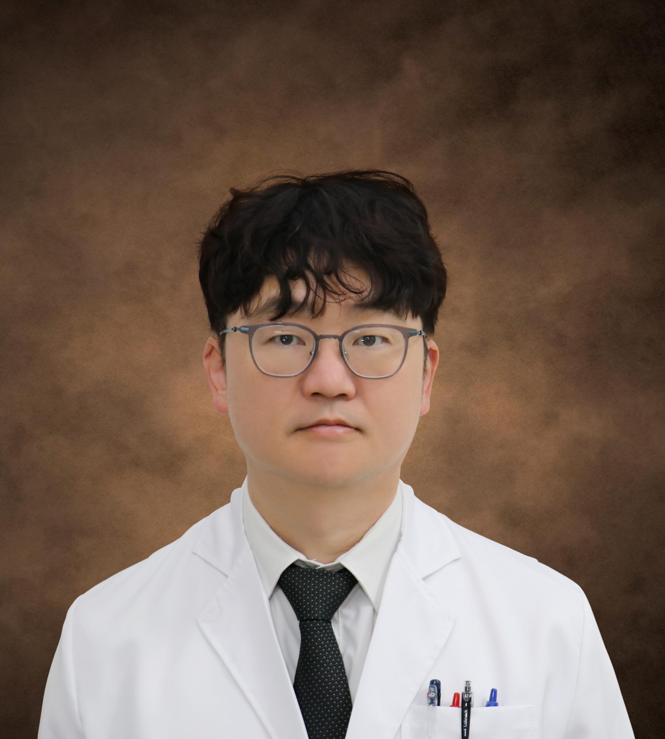 Dr. Sung Ho Lee